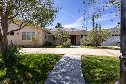 Photo of 5329 Mecca Avenue, Tarzana, CA 91356 (MLS # SR26027235)