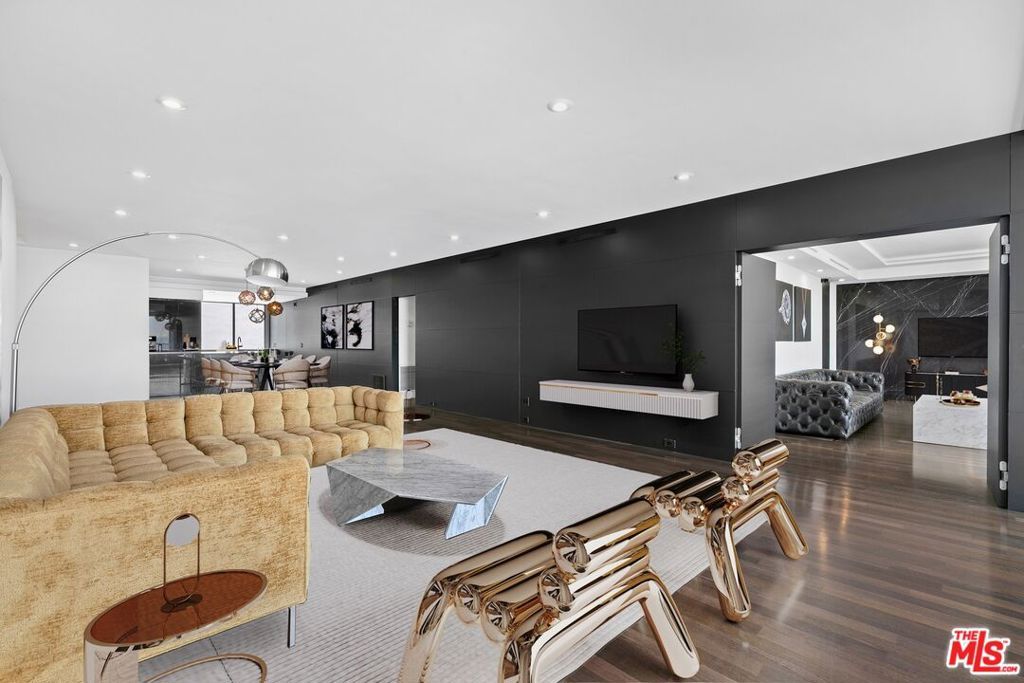 Photo of 1100 Alta Loma Road #1505, West Hollywood, CA 90069 (MLS # 26646409)