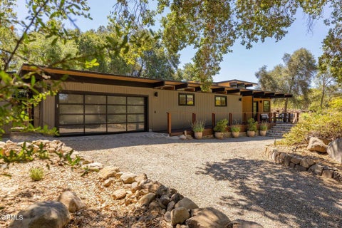 Photo of 4210 Grand Avenue, Ojai, CA 93023 (MLS # V1-39501)