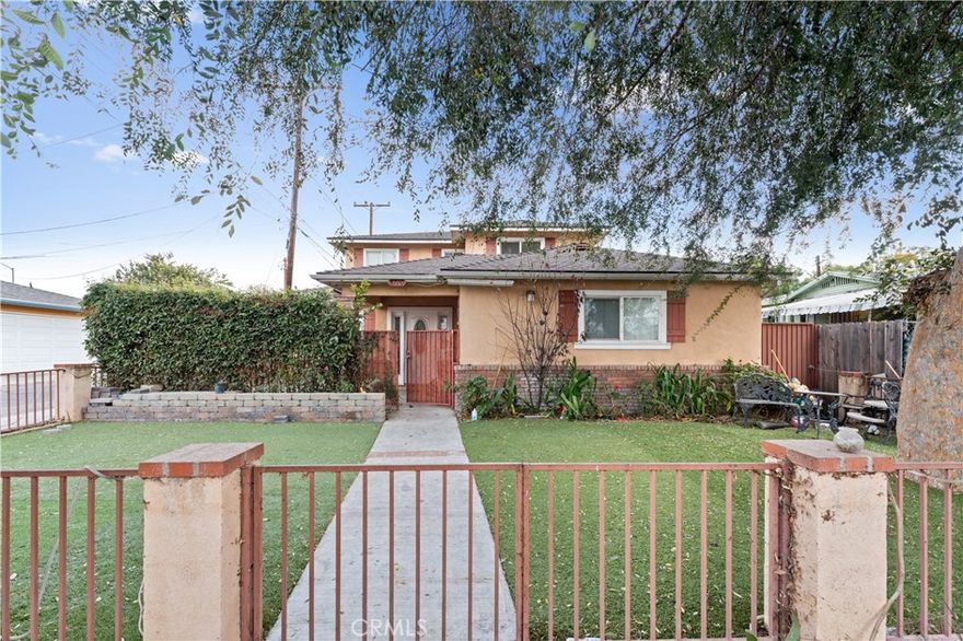 Rare. Vacant. Income-producing. This standout duplex opportunity sits in one of Whittier’s most desirable, high-demand neighborhood on a quiet residential street. Offering the perfect blend of lifestyle, flexibility, and cash flow, it’s ideal for multi-generational living, house hackers, or income-driven investors. The front unit features a spacious 2 bed / 2 bath layout, while the rear unit offers a generous 3 bed / 2 bath floor plan, both with abundant natural light, open living spaces, and a functional flow designed for modern living. A long private driveway, two separate two-car garages, and ample additional parking add everyday convenience. Step outside to a private gated backyard, perfect for entertaining, BBQ parties, relaxing, or future value-add potential, along with a charming front patio that boosts curb appeal. Also, located less than 4 miles from Whittier College with quick access to the 605 Freeway, Santa Fe Springs Metrolink Station, and Hellman Park, this property is positioned for strong rental demand and long-term appreciation. Uptown Whittier and Norwalk’s dining and shopping hubs are just minutes away. Live in one and rent the other, or lease both for steady passive income, a truly versatile, high-upside investment in one of Whittier’s most sought-after pockets.
Rare. Vacant. Income-producing. Don’t miss this exceptional opportunity.