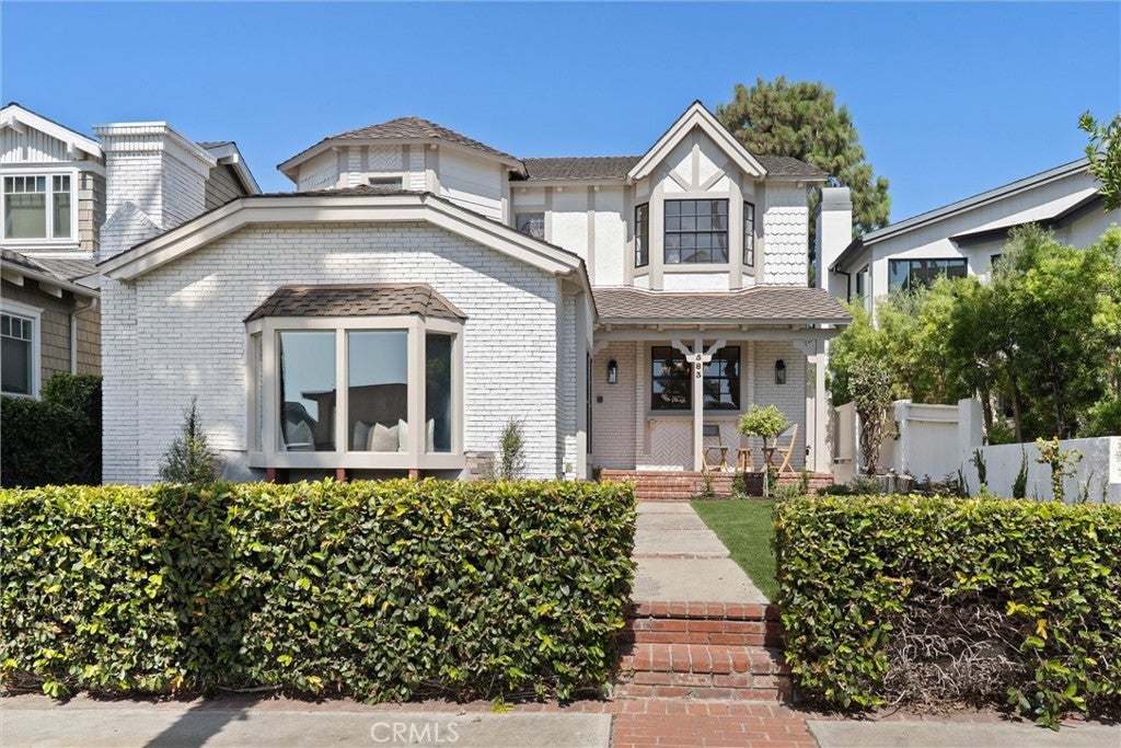 Photo of 583 36th Street, Manhattan Beach, CA 90266 (MLS # SB26212442)