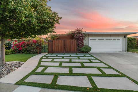 Photo of 33423344 Los Prados Street, San Mateo, CA 94403 (MLS # ML82057701)