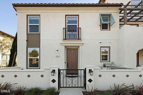 Photo of 362 Solares Street, Camarillo, CA 93010 (MLS # V1-33079) Photo of 362 Solares Street, Camarillo, CA 93010 (MLS # V1-33079)