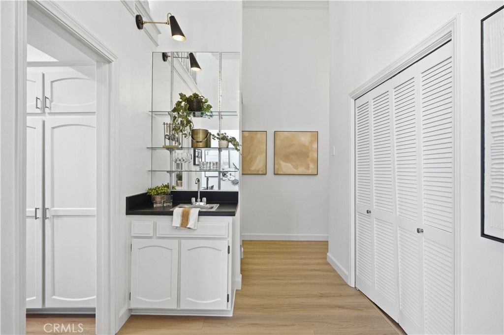 Photo of 11737 Darlington Ave Ave #305, Los Angeles, CA 90049 (MLS # SB26076736)