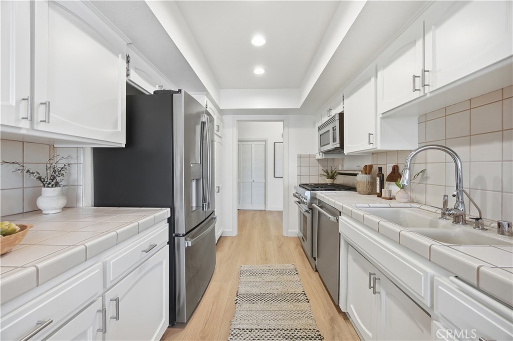 11737 Darlington Ave 305