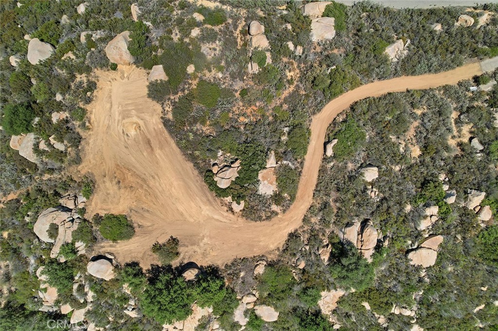42125 Angels Peak Court