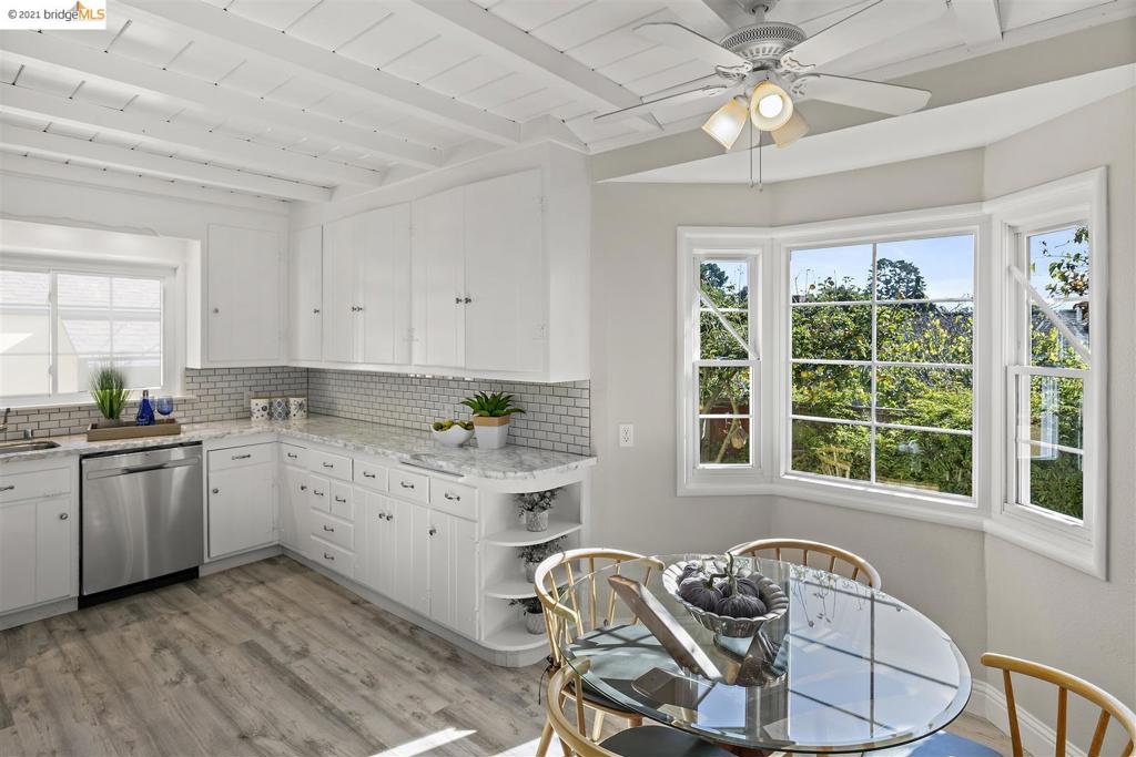 EL CERRITO HILLS - Residential