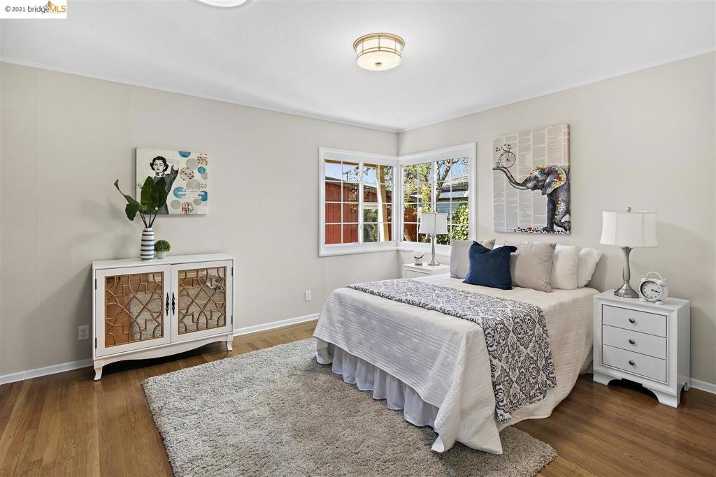 EL CERRITO HILLS - Residential