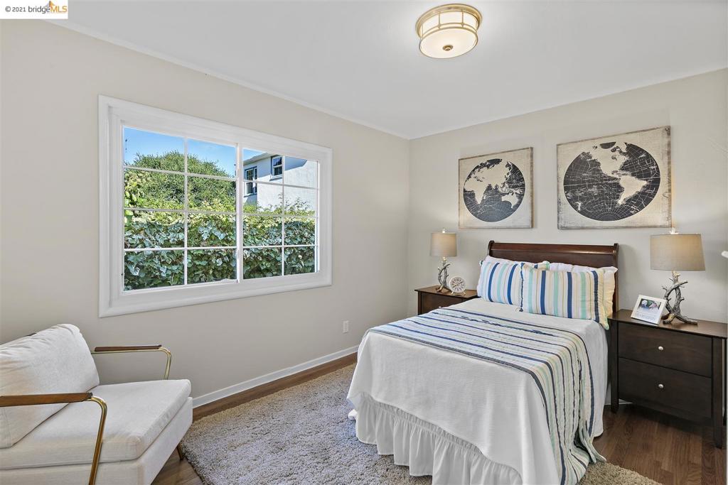 EL CERRITO HILLS - Residential