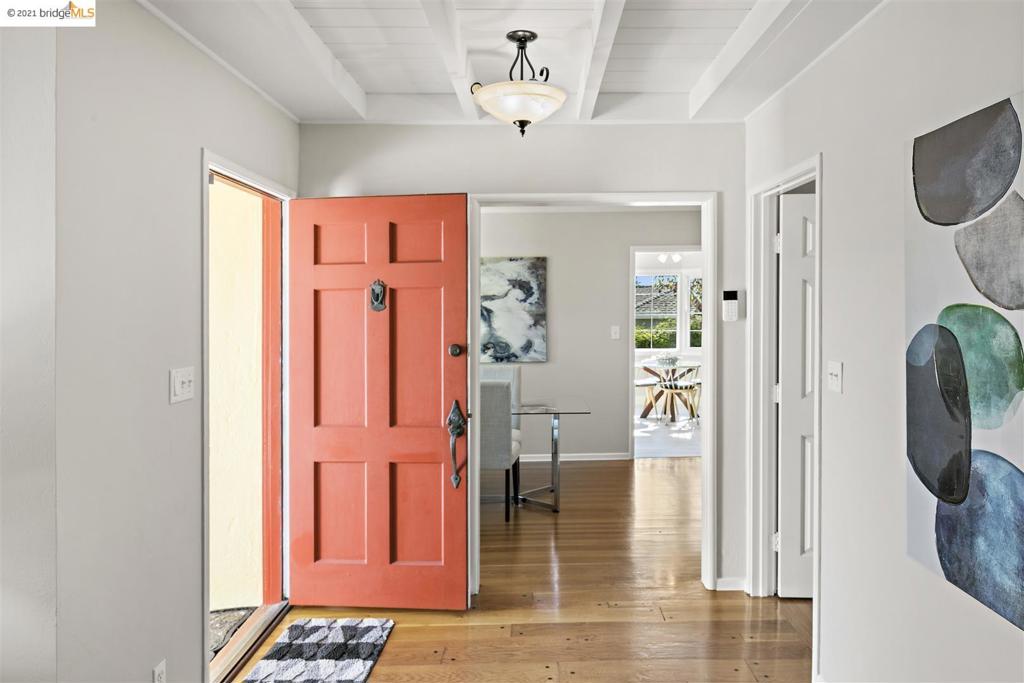 EL CERRITO HILLS - Residential