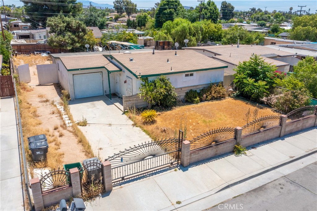 Opportunity Knocks in Moreno Valley! Welcome to this spacious single-family home full of potential, offered as a probate sale. Located in a quiet and well-established Moreno Valley neighborhood, this home presents a fantastic opportunity for buyers or investors looking to add their personal touch or generate long-term value. This generously sized property features 3 bedrooms, 2 bathrooms, and an open-concept layout with great natural light throughout. The expansive living room flows seamlessly into the dining area and kitchen, creating a warm and inviting space for gatherings and everyday living. The home sits on a sizable lot with a private backyard — perfect for entertaining, gardening, or future outdoor upgrades. A two-car attached garage and large driveway offer ample parking and storage. With a little vision and care, this property can truly shine. Whether you're a first-time buyer looking to build equity or an investor searching for a smart addition to your portfolio, 13376 Barbara Street is a hidden gem waiting to be discovered. Close to schools, shopping, parks, and major freeways — this is your chance to own in one of Southern California’s growing communities. Don’t miss out on this incredible probate opportunity!