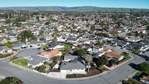 Tiny photo for 5460 Curtis Street, Fremont, CA 94538 (MLS # ML82037529)