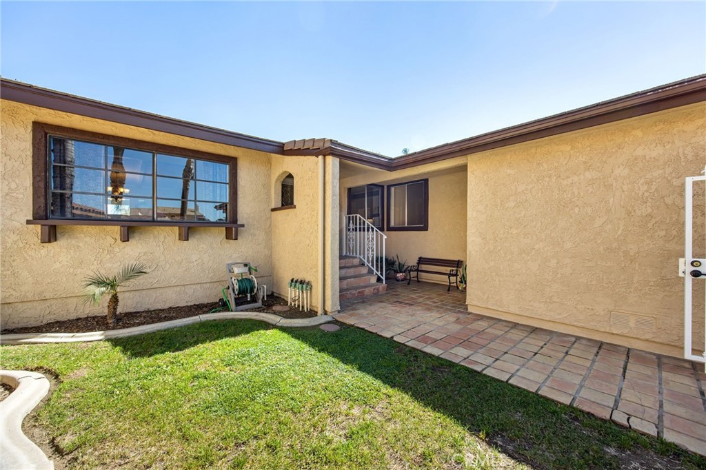 30176 Windward