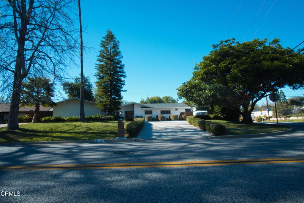 Photo of 1781 El Monte Drive, Thousand Oaks, CA 91362 (MLS # V1-34870)