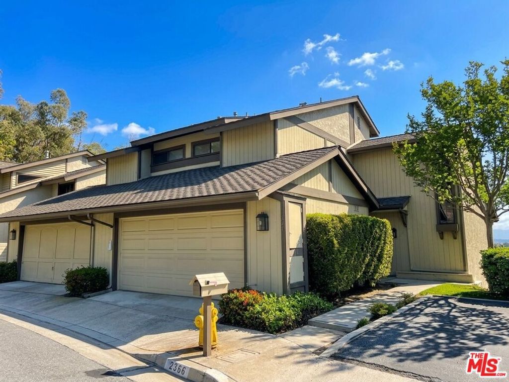 Photo of 2366 Applewood Circle #47, Fullerton, CA 92833 (MLS # 26671563)