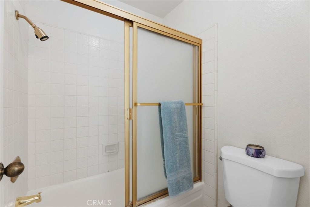 34 Exeter, Irvine CA 92612 - Photo 25