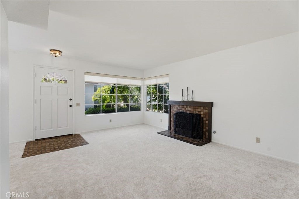 34 Exeter, Irvine CA 92612 - Photo 6