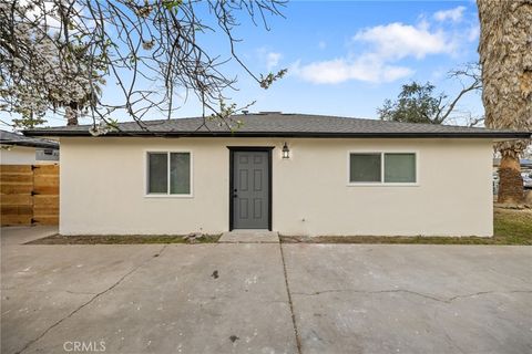 Photo of 2252 S Eunice Avenue, Fresno, CA 93706 (MLS # FR26034313)