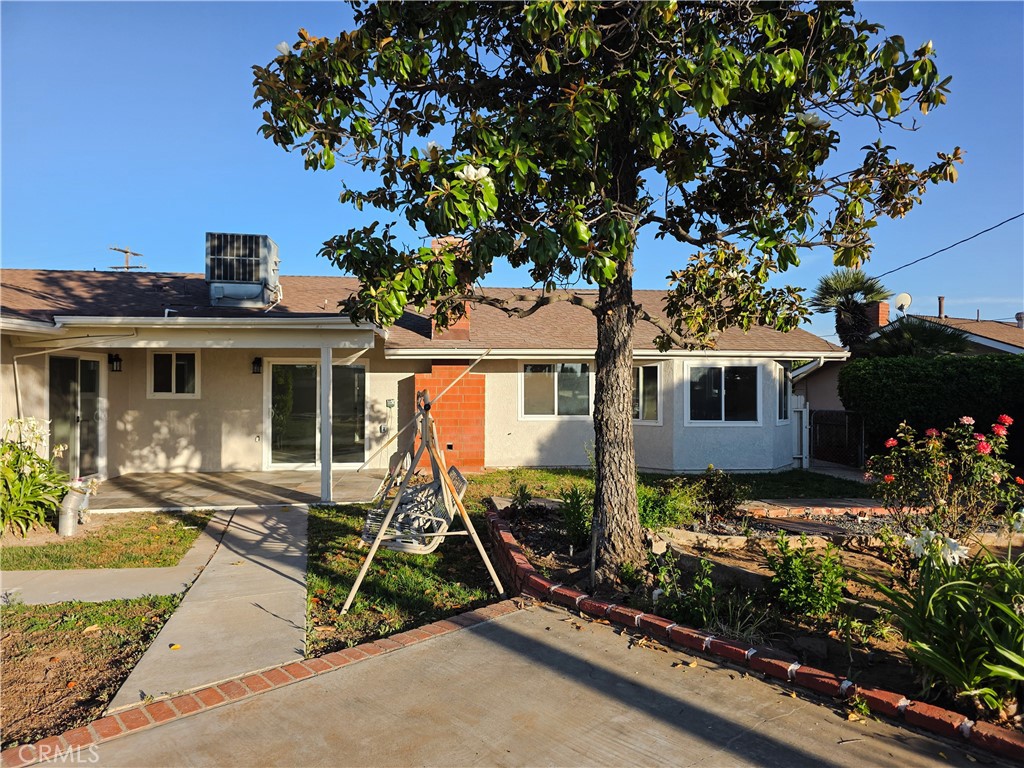 318 Sandalwood Drive