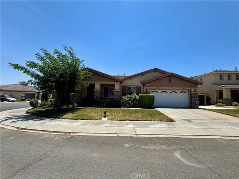 Photo of 8808 Avoca Court, Lancaster, CA 93536 (MLS # SR25159097)