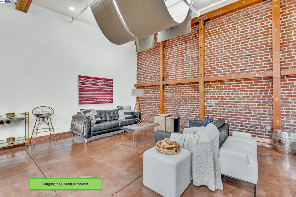 FRUITVALE - Residential