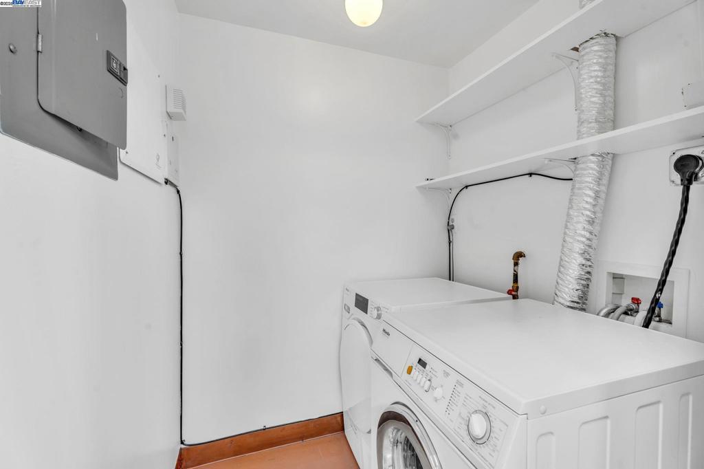 FRUITVALE - Residential