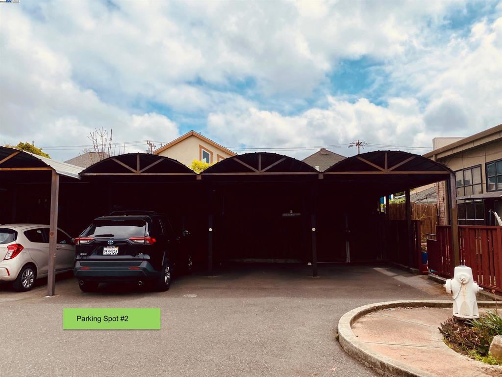 FRUITVALE - Residential