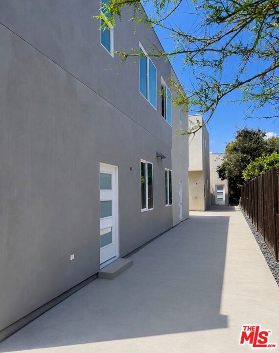 11223 Tiara Street