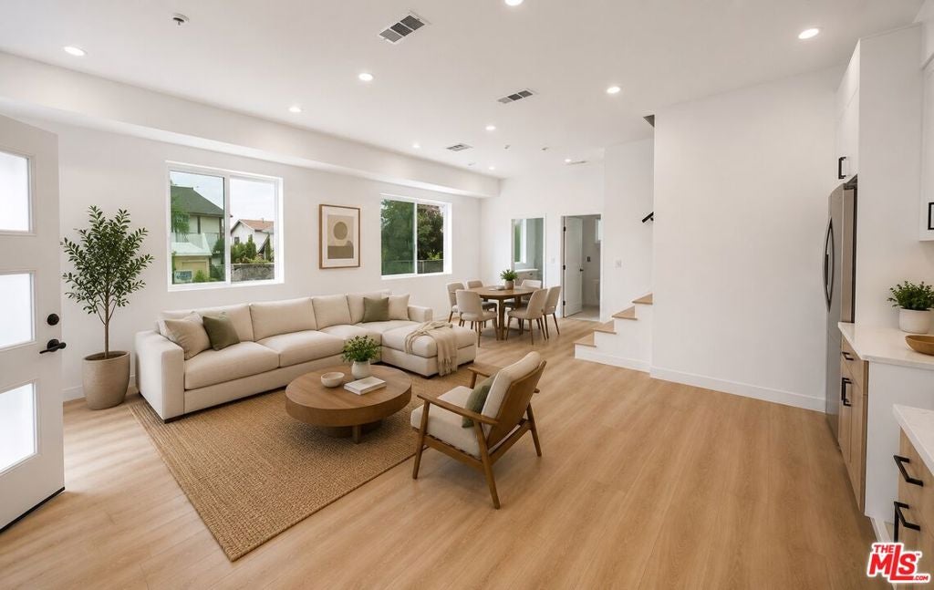 11223 Tiara Street