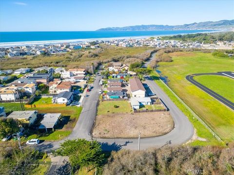 Tiny photo for 1638 Aloha Place, Oceano, CA 93445 (MLS # PI26002721)