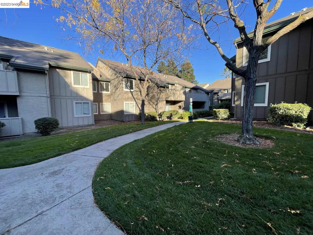 PITTSBURG - Residential Lease