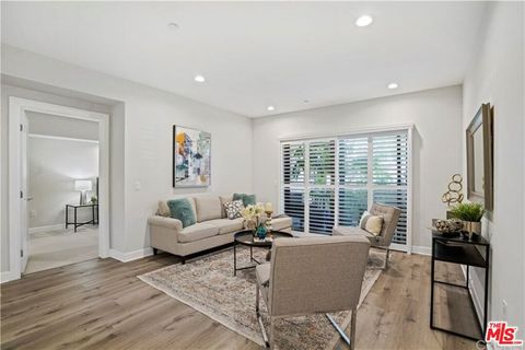 Tiny photo for 5015 Balboa Boulevard #103, Encino, CA 91316 (MLS # 26660851)