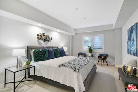 Tiny photo for 5015 Balboa Boulevard #103, Encino, CA 91316 (MLS # 26660851)