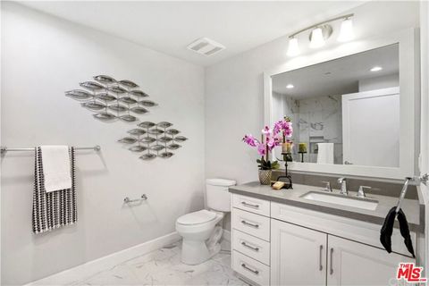 Tiny photo for 5015 Balboa Boulevard #103, Encino, CA 91316 (MLS # 26660851)