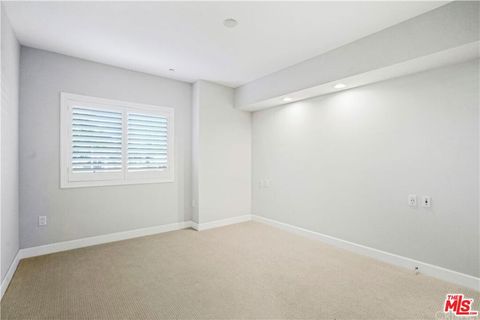 Tiny photo for 5015 Balboa Boulevard #103, Encino, CA 91316 (MLS # 26660851)