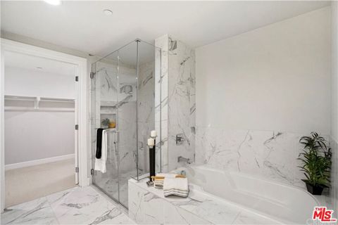 Tiny photo for 5015 Balboa Boulevard #103, Encino, CA 91316 (MLS # 26660851)