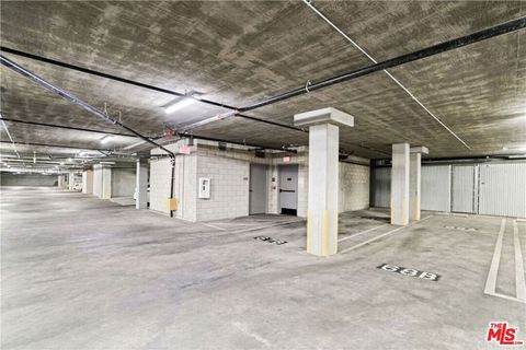 Tiny photo for 5015 Balboa Boulevard #103, Encino, CA 91316 (MLS # 26660851)