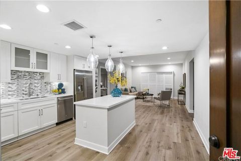 Tiny photo for 5015 Balboa Boulevard #103, Encino, CA 91316 (MLS # 26660851)