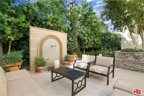 Tiny photo for 5015 Balboa Boulevard #103, Encino, CA 91316 (MLS # 26660851)