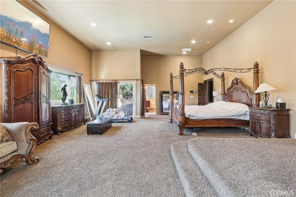 listing image 130720167061349654384