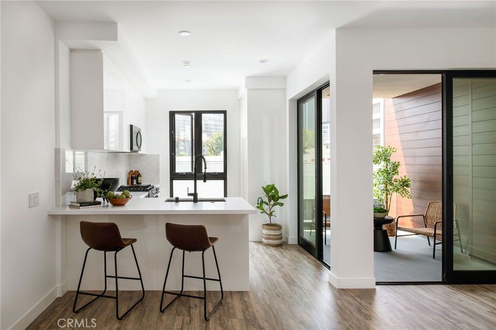 Photo of 118 Astronaut Ellison S Onizuka Street St #202, Los Angeles, CA 90012 (MLS # PF26004287)