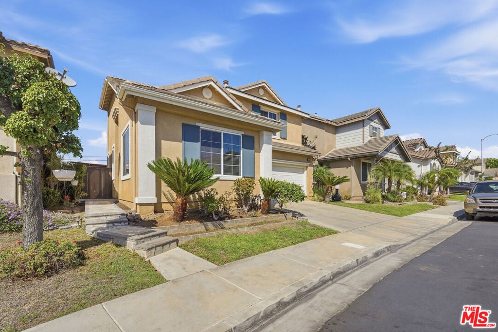 1021 Topaz Lane