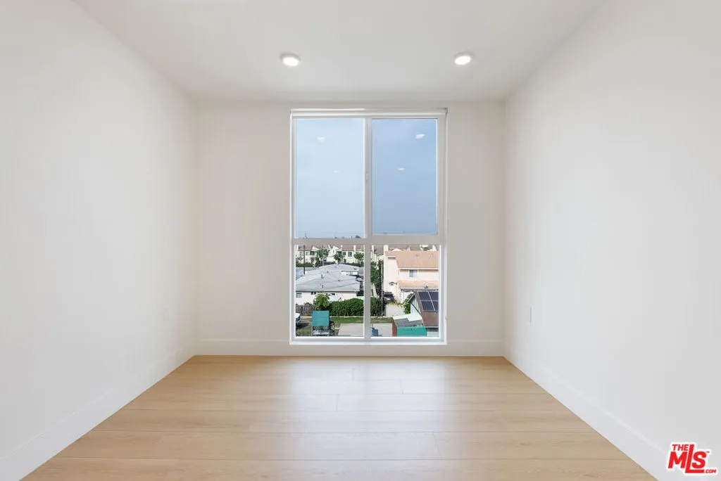 Cypress, California 90630, United States, 3 Bedrooms Bedrooms, ,3 BathroomsBathrooms,Residential,Active,239295