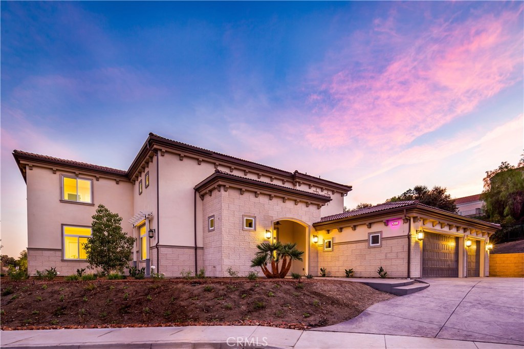 1330 Waterbrook Circle