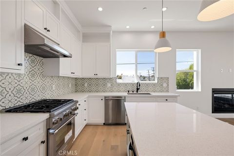 2100 Carnegie Lane Redondo Beach CA 90278
