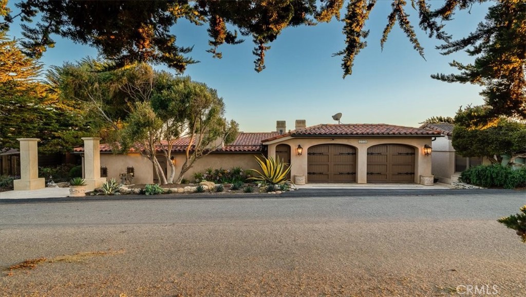 5710 Moonstone Beach