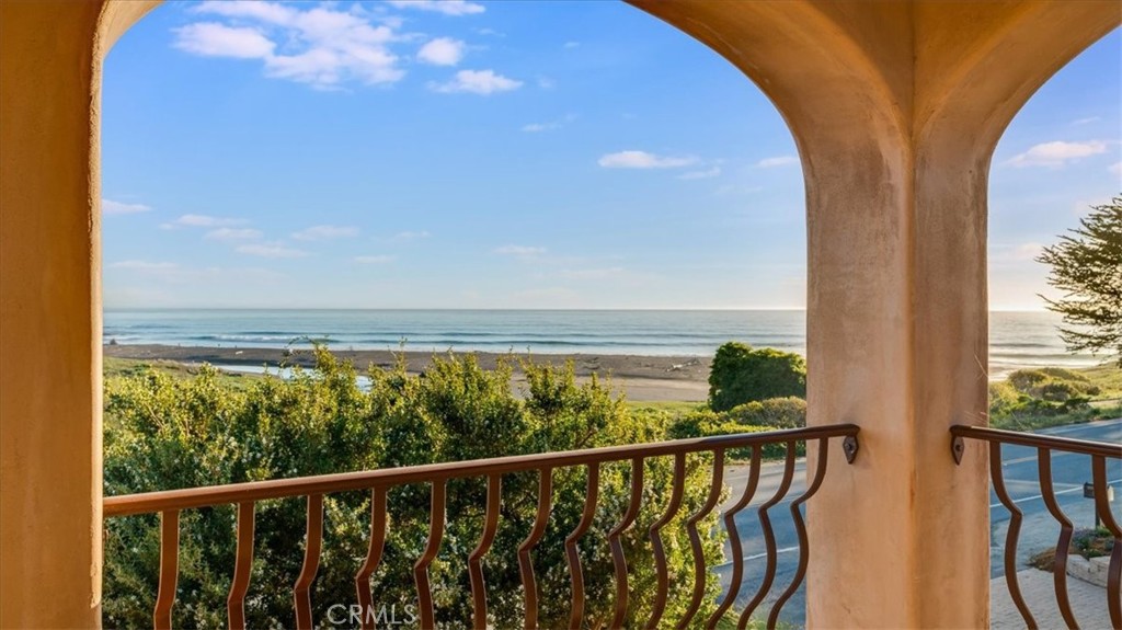 Cambria, California, 93428, United States, 3 Bedrooms Bedrooms, ,4 BathroomsBathrooms,Residential,Active,2028208