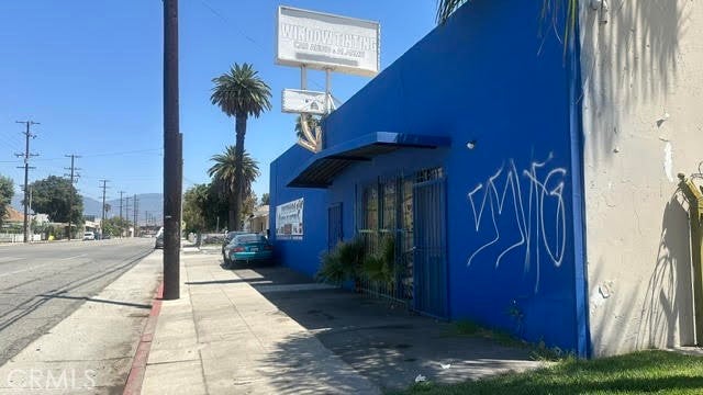211 S Mount Vernon