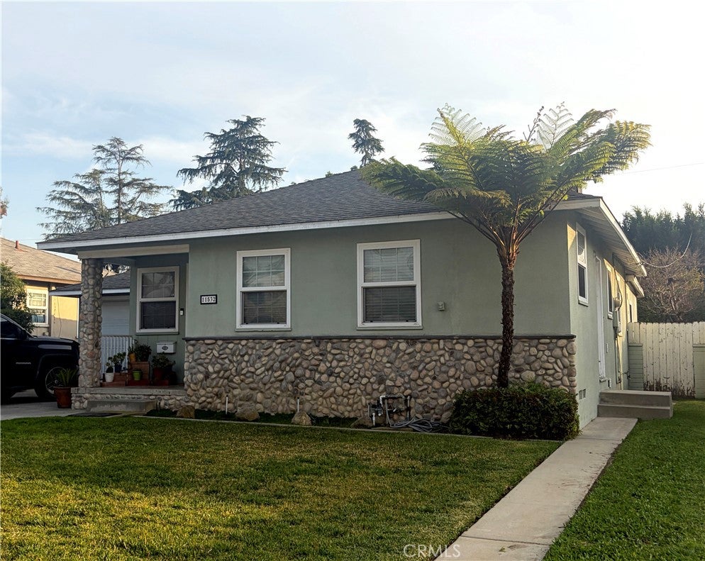 11532 Wildflower Rd