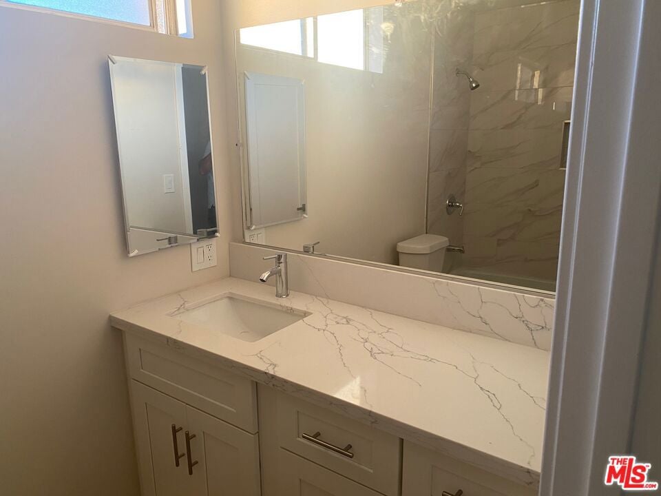 512 Evergreen Street 309